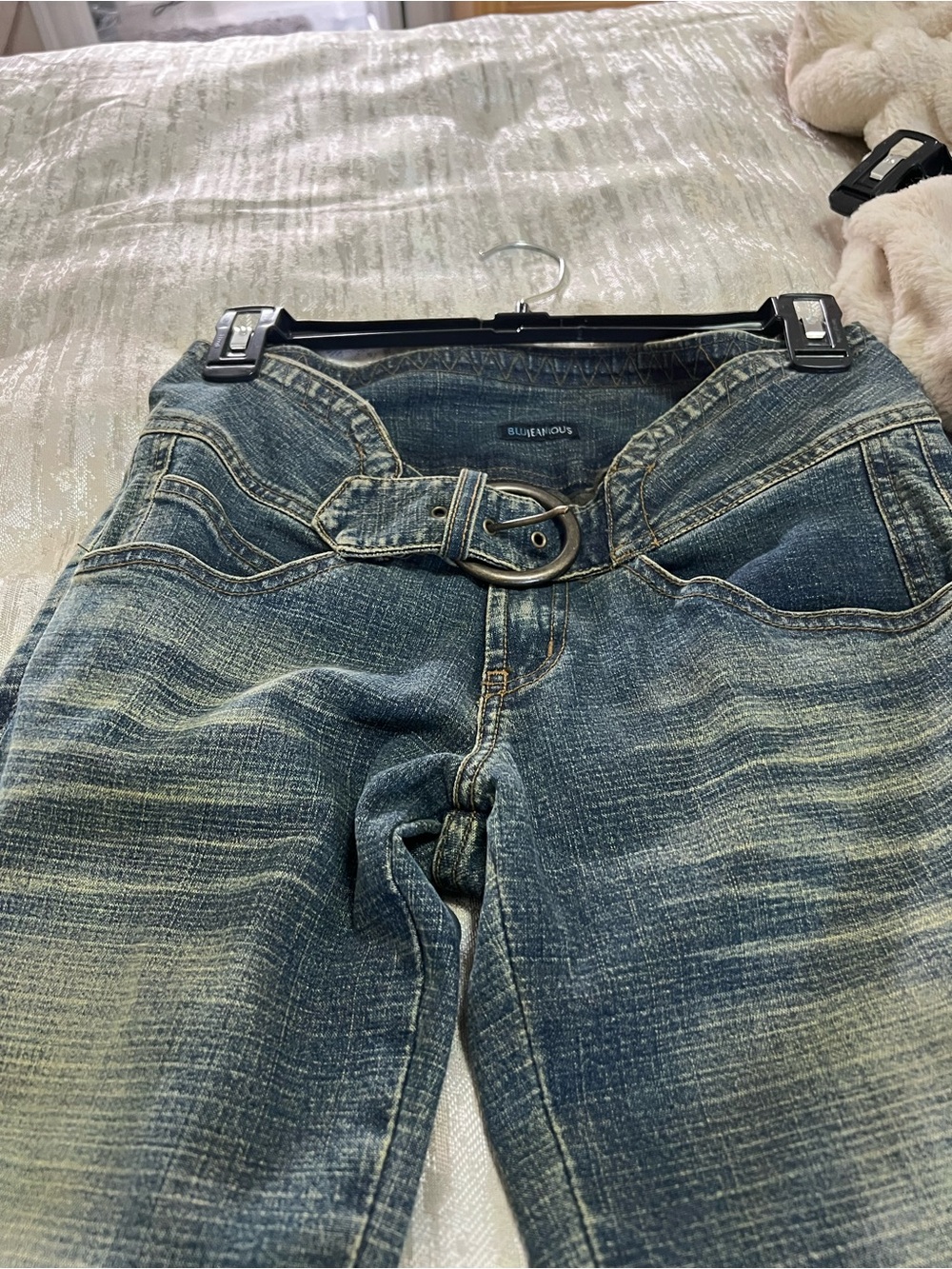 Women's Blue Washed Jeans with Belt